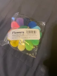 A flower pin from Kai Kai Kiki 100% authentic.