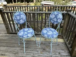 The set includes two chairs that are perfect for your patio, garden or any other outdoor living space.