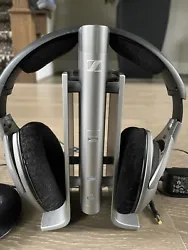 Sennheiser HDR 180 Over-Ear Headphones -Gray Wireless TV/Music-EXCELLENT!Barely used at all and in excellent cosmetic...