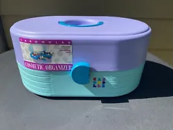 New Vintage Caboodles Makeup Storage Case Teal Purple W/ Mirror #2615Does have a chip on the side. See pictures 6 and...