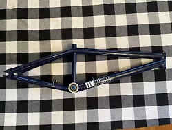 Blue Flybikes Sergio Layos Pantera V1 Frame 21” TT, 14mm Drops, American BB. Frame in great condition. Includes...