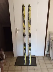 Ancien Skis ROSSIGNOL VAS 193cm Skis Test/Fixations Rossignol Neige Montagne ChaletEtat d’usage avec coups et rayures...