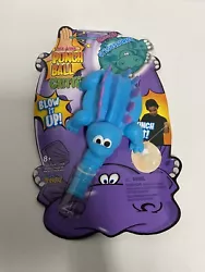 This fun stegosaurus punch ball will bring lots of fun while playing with it! Brand new, ready to be blown up and used...