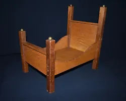 This really is a nice old bed and would make a wonderful addition to any collection!c1950-1960.16.