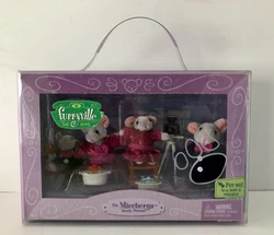 Cute accessories and sweet, petable little plush animal friends.