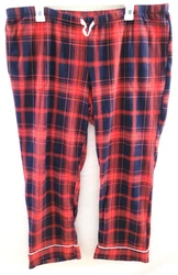 Simply Vera. Size: XXL, 2 Extra Large. Polyester and Spandex Blend. Elastic Waist. Red and Blue. Machine Washable.