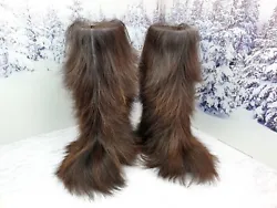 Outside part is made of a real goat fur. -Each pair from no-dyed goat fur is individual. You can be sure that you are...