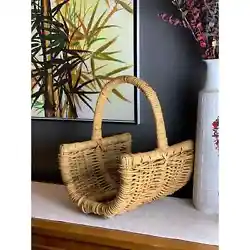 Exquisite and well-crafted hand woven basket made of willow wicker. Large prominent size that is perfect for a touch of...