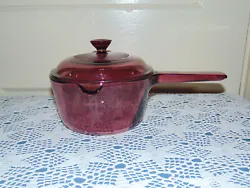 Hello, here is a Vintage Corning Ware Pyrex 1 Litter Cranberry Glass Sauce Pan. This set is in very nice vintage...