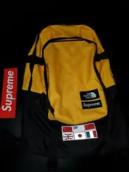 Supreme x Northface Expidition Backpack DayBag SS14 VNDS RARE 2014.  Condition is 