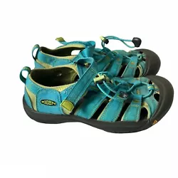 Keen Seacamp Sandals Water Shoe, similar to NewportSize: Childs 5Features: Waterproof, washable, rubber toe, hiking...