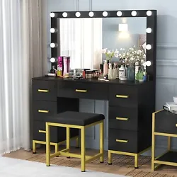 Equipped with a cushioned stool, the perfect dressing table. Large 44