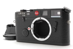 Original Strap. It shows signs of use. poor appearance. ■ Bundled Item.