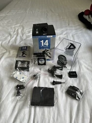 gopro HD 1080 P. Plusieurs accessoires vendus (regarder les photos)