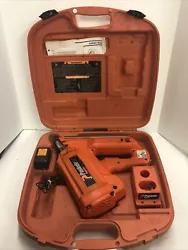 THIS PASLODE FRAMING NAILER HAS A LOUD HUMM AND DOESNT FIRE. BATTERY WAS BAD SO THAT IS NOT INCLUDED.