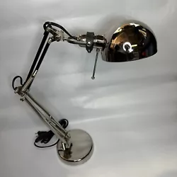 Forsa Anglepoise Chrome Desk Top Table Lamp Adjustable A0501. Lamp in great shape. Can adjust to multiple positions...