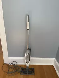 Mop runs great and cleans amazingly! Comes with regular AND Triangle attachment, as well as 3 regular panda and one...