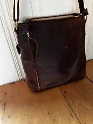 Osgoode Marley Distressed Brown Leather Purse Brass hardware Messenger Bag NEw with out tags Cross bodyOutside pocket...