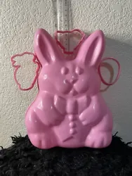 Vintage BUNNY JELLO MOLD with 3 Jello Jiggler cutters and Jello Easy Easter Recipes attached.This is a New item but the...