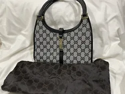 gucci bag authentic used.  Good condition , very clean