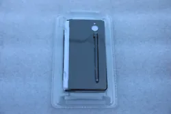 Etui, housse (Polycarbonate case) / coque de protection pour Nintendo DSi.
