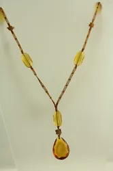 Material: KNOTTED SILK AMBER GLASS. GREAT OLD PIECE. Form: DROP PENDANT NECKLACE. Age: ANTIQUE CHINESE.
