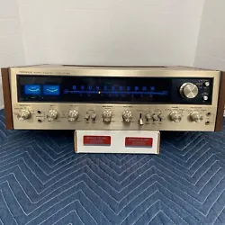 THIS RECEIVER WORKS AND SOUNDS GREAT AND IS IN EXCELLENT CONDITION INSIDE AND OUT, ESPECIALLY THE WOOD CASE. REPAIRED...