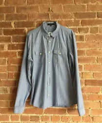 Nice chambray western shirt from Gucci. This was an editorial piece. Like new condition, enjoy!