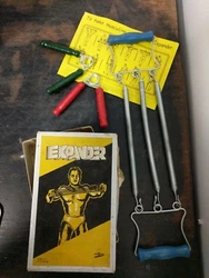 This is a nice collectible work out item in super shape with the original box. Great graphics endorsed by Zen Hiratz,...