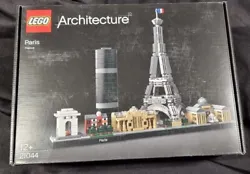 LEGO ARCHITECTURE 21044 paris NEUF boite un peu frotté mais jamais ouverte. Envoi colissimo protégé bulle