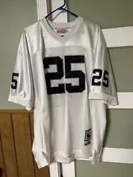 Fred Biletnikoff Raiders Jersey Throwback Mitchell and Ness Size 54. Not sure if it real so selling as a Repo it’s...