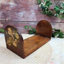 Ouvert au plus large 42 cm intérieur.