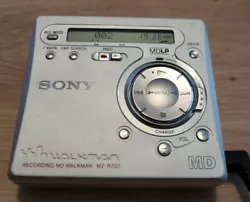 SONY Walkman MD Portable Minidisc Recorder MD Walkman MZ-R700 fonctionne testé
