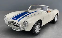 1/24 Maisto Die-Cast. 427 Shelby Cobra. This is a collectors item and is not suitable for children. White & Blue.