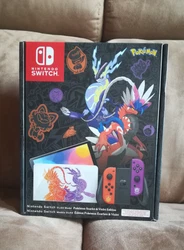 Console 100% Neuve et scellée / Jamais ouverte.