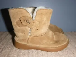 Sweet pair of tan suede boots from Ugg, size 7. Shearling lined. Very clean. Id ont have the original box.