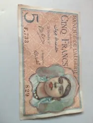 Vend billet de cinq francs banque de lALGERIE 2/10/1944 bon état.