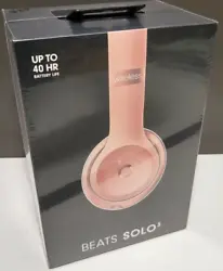 WHATS IN THE BOX: Beats Solo 3 Wireless Headphones | Carrying Case | microUSB Cable. FEEL YOUR MUSIC: At the heart of...