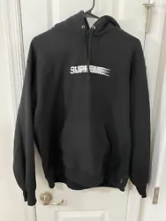 100% Authentic, Size Medium Black from 2023Elevate your streetwear game with this Supreme Motion Logo Hoodie. This...