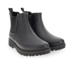 Chooka Women’s Waterproof Black Faux Fur Lined Black Rubber Rain Boot Size 7.