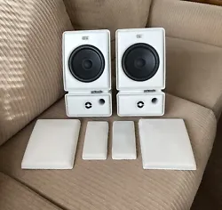 Please see video in my pictures section. Both speakers sound spectacular with nothing blown or crackling!! Not abused!!...