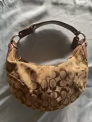 vintage coach classic shoulder bag. Authentic & vintage 90s Coach purse w/ leather strap and dust bag.