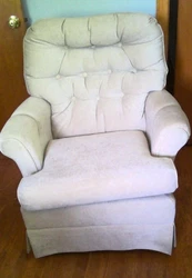 tan swivel chair mother passed away