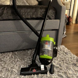 bissell carpet cleaner Zing Model. Hight power suction