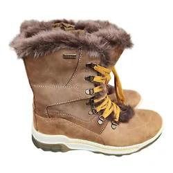 Like New!!Alpine Design Ortholite Winter bootsLeather boot with faux fur insideWaterproofMade in ItalyExcellent...