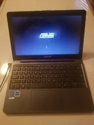This is a ASUS mini laptop blue in color. Being a mini laptop it has no CD drive in it. Please see pictures and its in...
