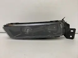 Up for sale is a good working part. It is a left driver side fog light. This is a genuine authentic OEM JEEP part. All...