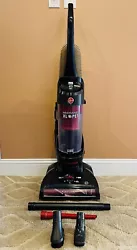 The HOOVER WindTunnel High Capacity is equipped with everything you need for a heavy duty clean from floor to ceiling....