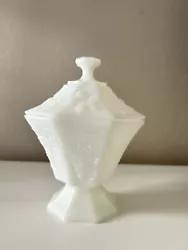 China Vintage Octagon Milk Glass Candy Jar with Emboss.