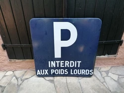 Se référer aux photos pour l’état général de lobjet et la version de lobjet en vigueur.